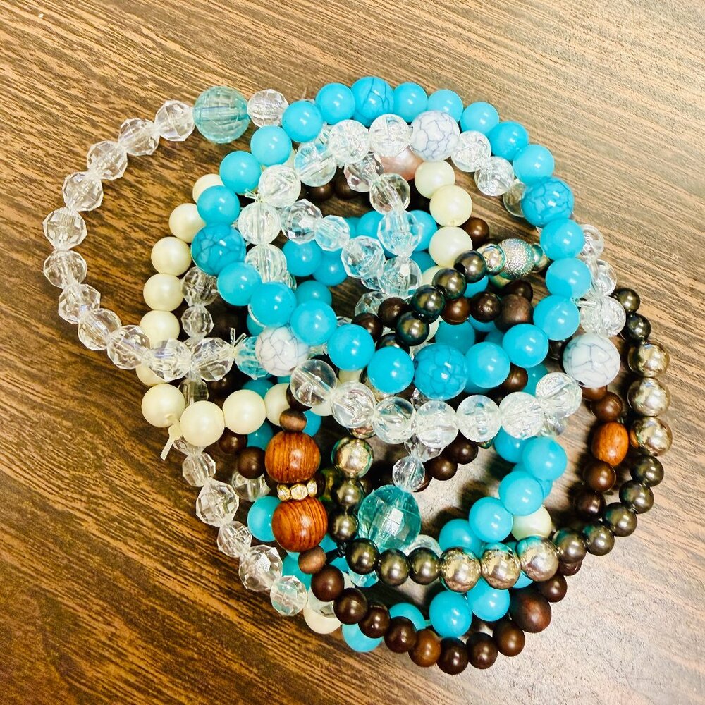 🦚 10 for $10 🦚 Women's 7.5" Beaded Bracelet